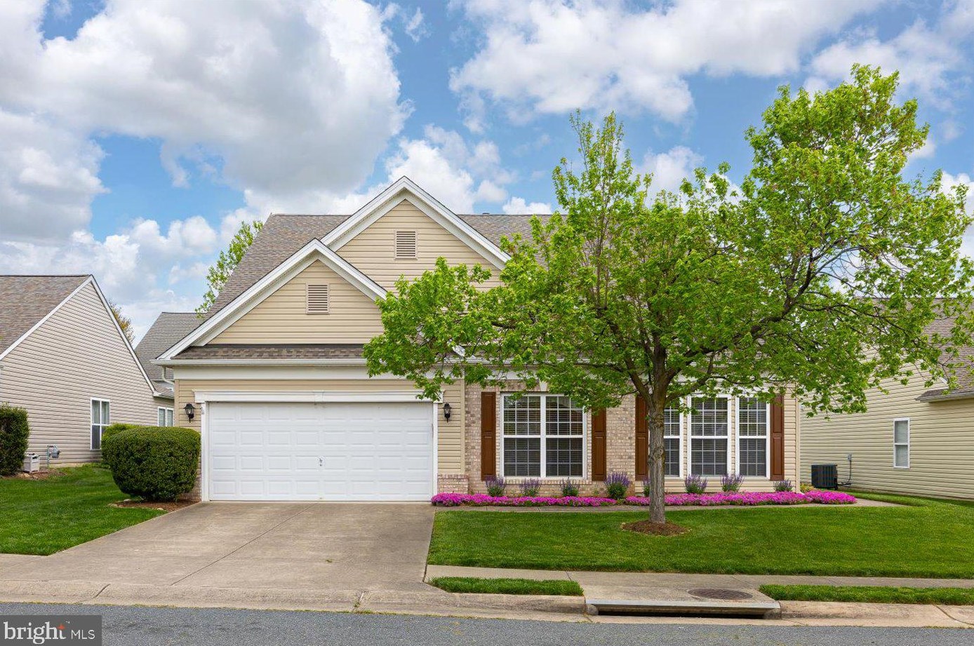 21 Calloway Dr, Fredericksburg, VA 22406-8415