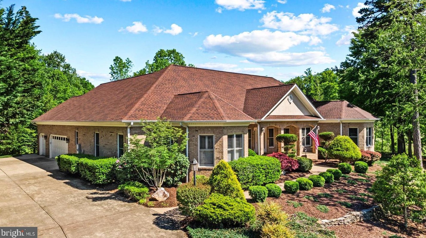 5 Rippling Water Ct, Stafford, VA 22554-8524