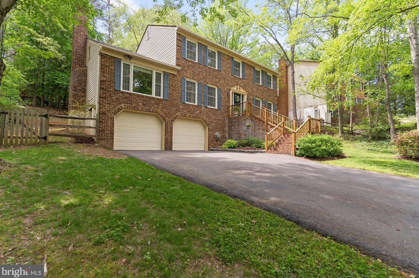 2023 State Room Dr, Stafford VA  22554-2321 exterior