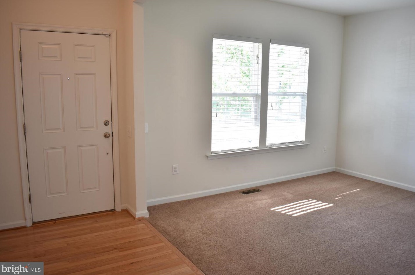 74 Charter Gate Dr, Fredericksburg, VA 22406