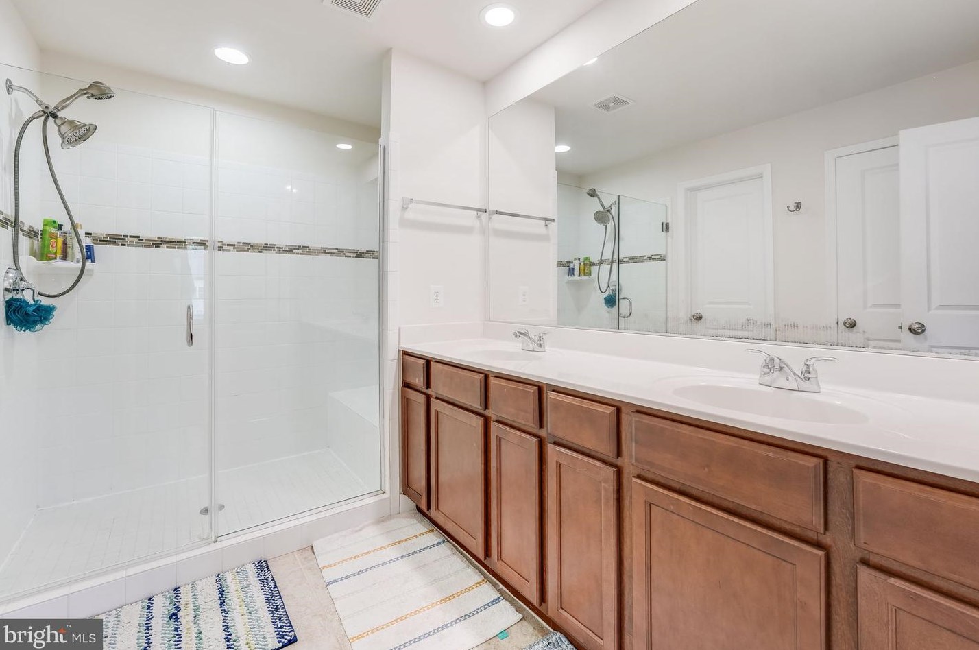 205 Almond Dr, Stafford VA 22554 exterior