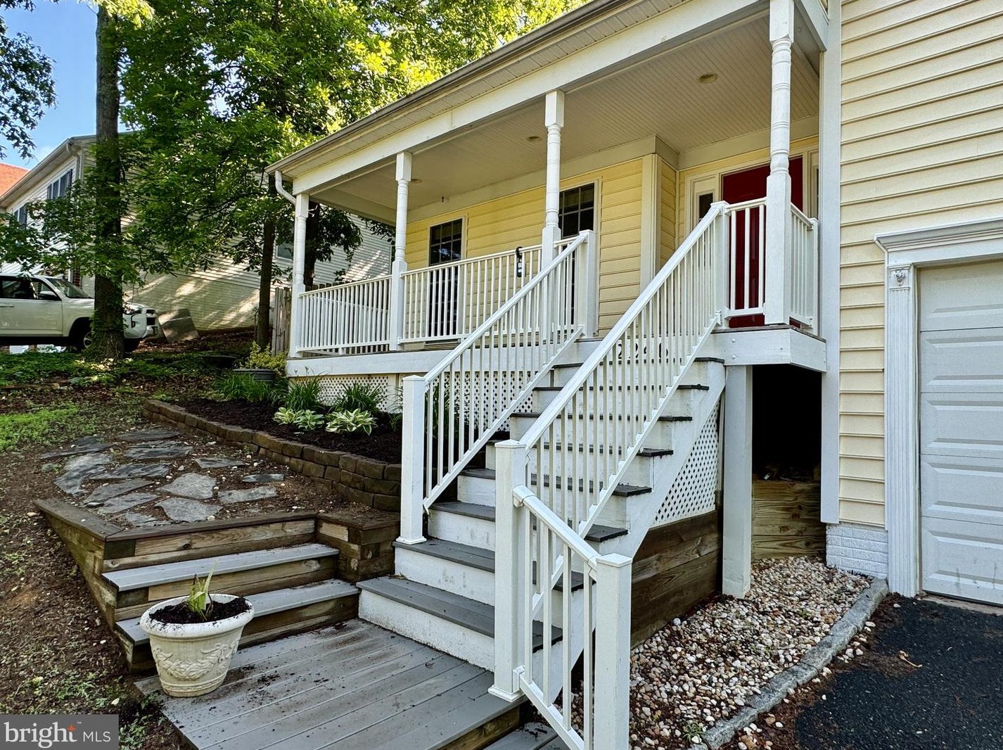 2246 Aquia Dr, Stafford, VA 22554