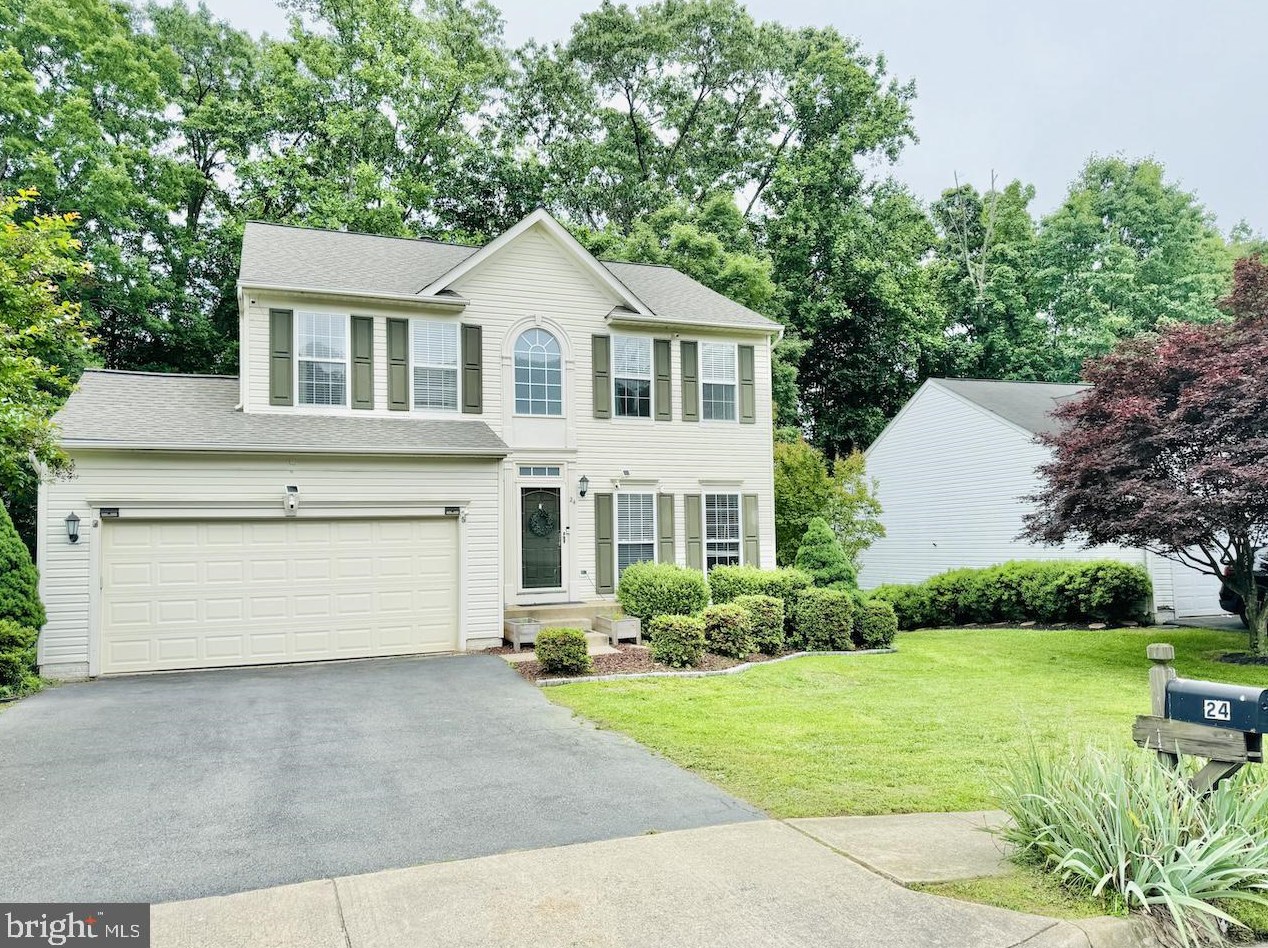 24 Lapis Dr, Fredericksburg, VA 22406