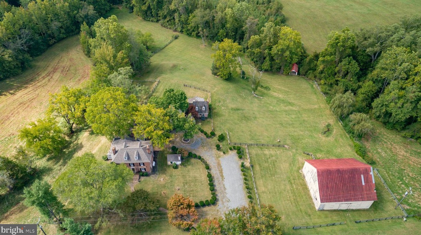 1791 Warrenton Rd, Fredericksburg VA  22406-4909 exterior