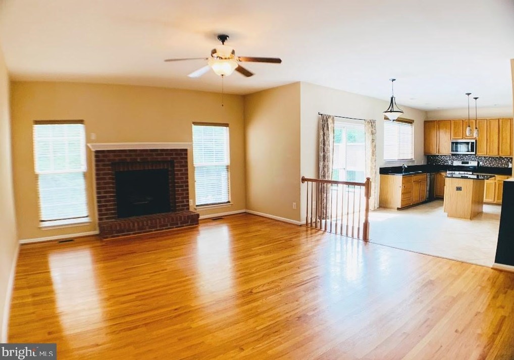 21 Warwick Way, Stafford, VA 22554-8817