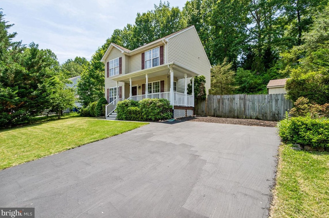 6 Palm Dr, Fredericksburg, VA 22405-6331