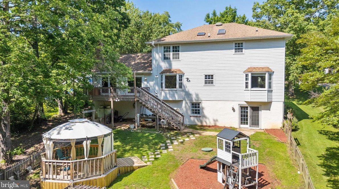 123 Jib Dr, Stafford VA  22554-5323 exterior