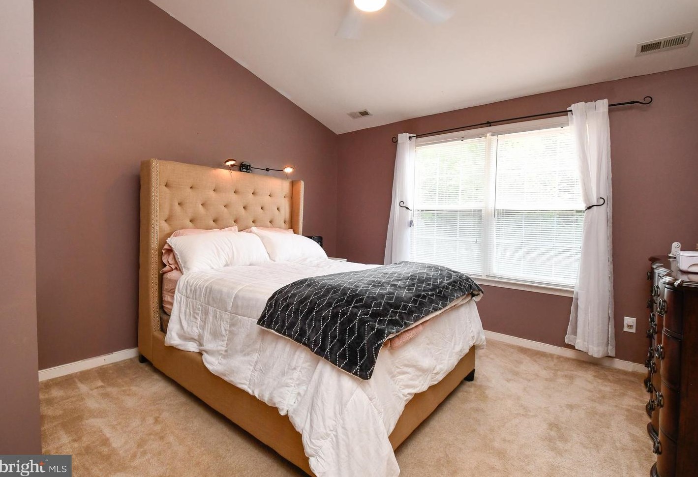 102 Gettysburg Ct, Stafford VA 22554-8473 exterior