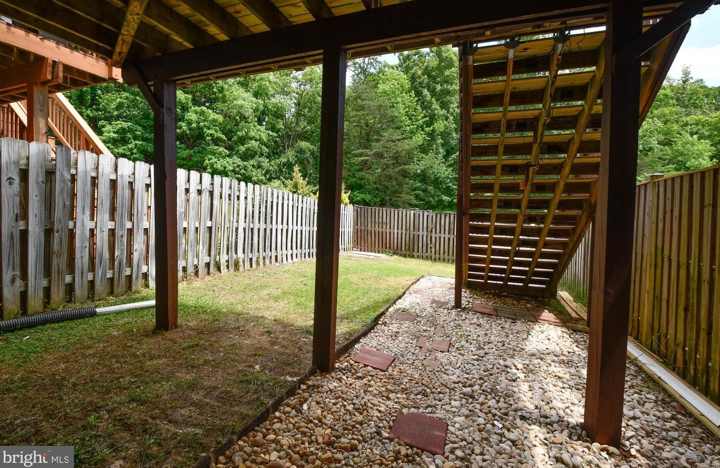 102 Gettysburg Ct, Stafford VA 22554-8473 exterior