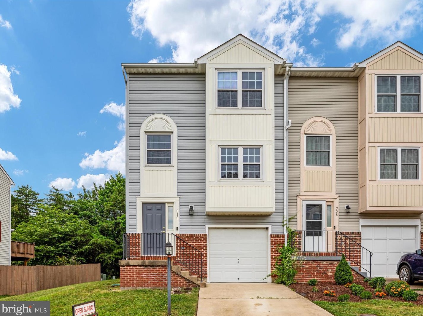 310 Hatchers Run Ct, Stafford, VA 22554-8404