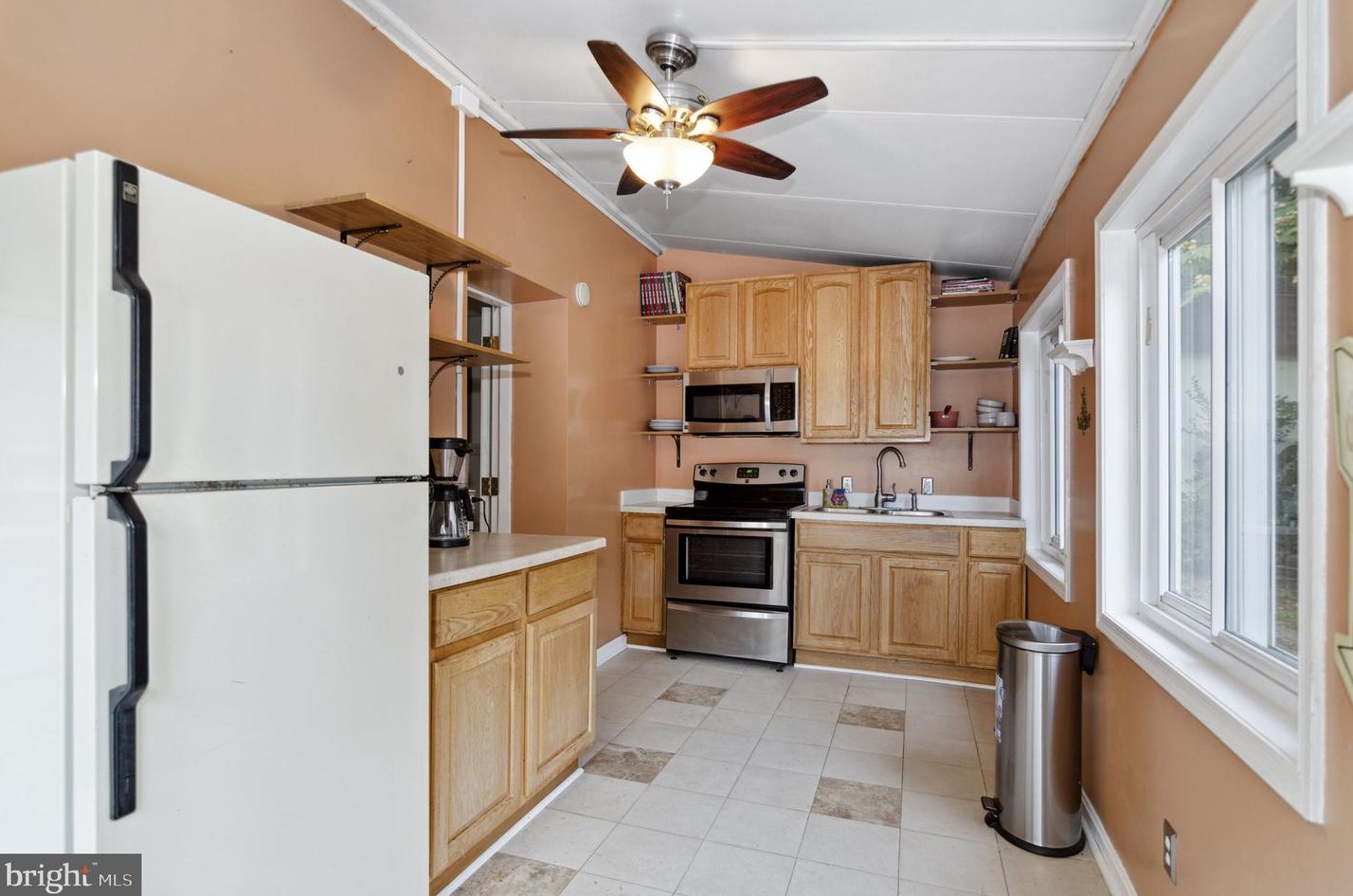 112 Jib Dr, Stafford VA  22554-5322 exterior