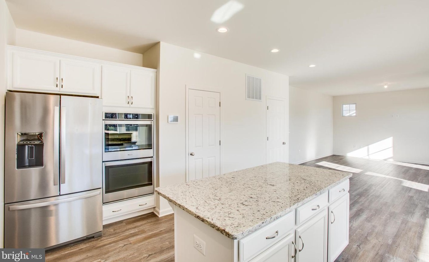 2107 Warrenton Rd, Fredericksburg VA  22406-4825 exterior