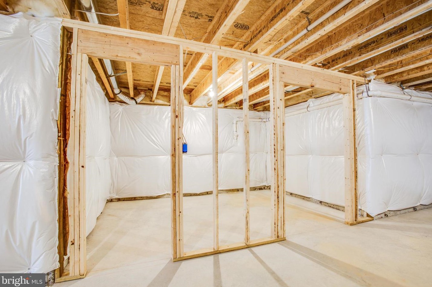 2107 Warrenton Rd, Fredericksburg VA  22406-4825 exterior