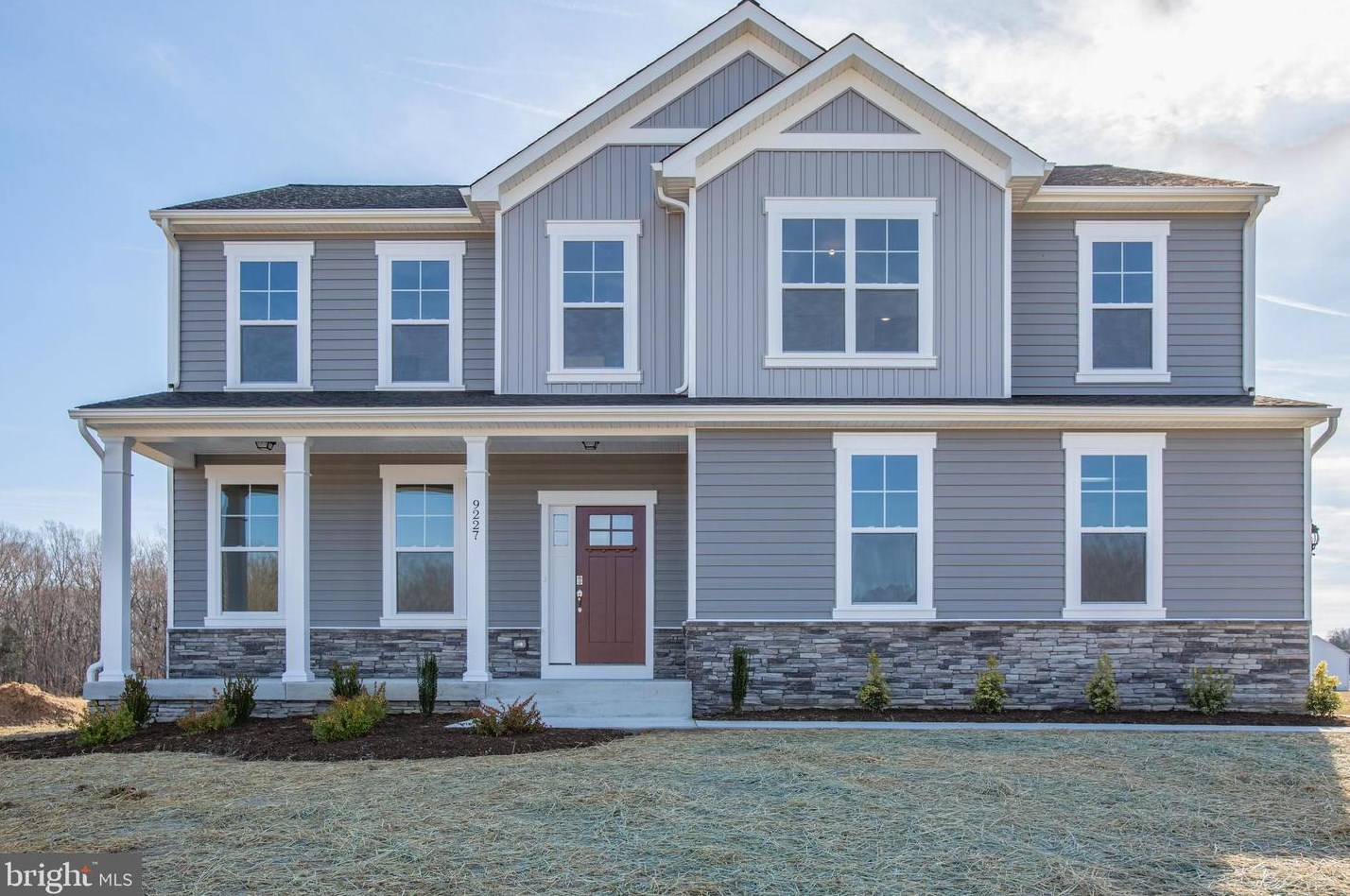 2107 Warrenton Rd, Fredericksburg VA  22406-4825 exterior