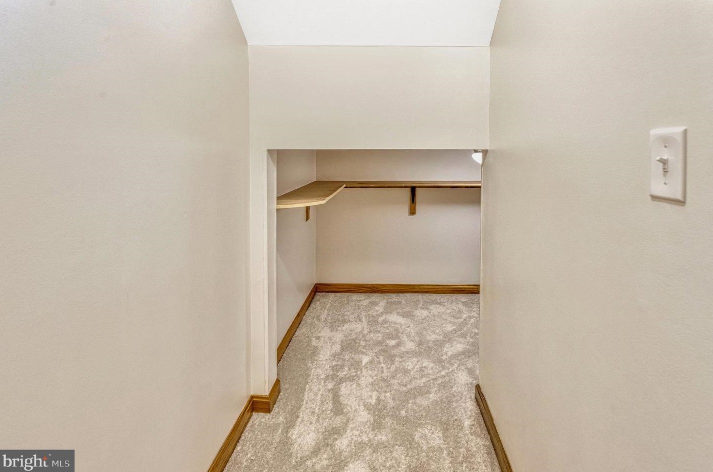 1103 Harbour Dr, Stafford VA 22554-1926 exterior