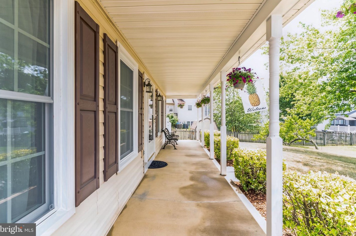 8 N Jenny Lynn Rd, Fredericksburg, VA 22405