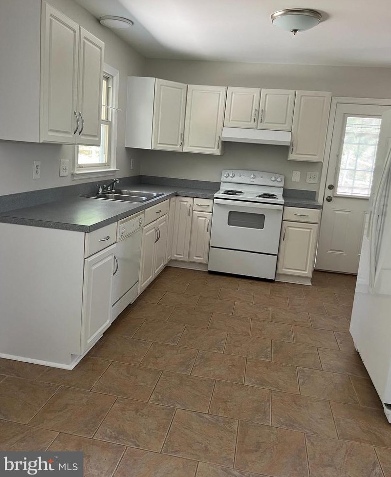 1756 Courthouse Rd, Stafford, VA 22554