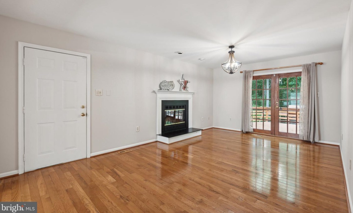 9 Rocky Stone Dr, Stafford VA  22556-3876 exterior