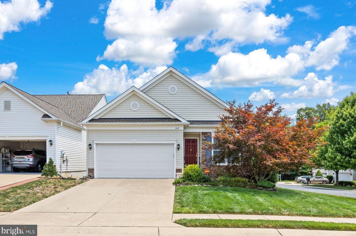 300 Bridgewater Cir, Fredericksburg, VA 22406-8411