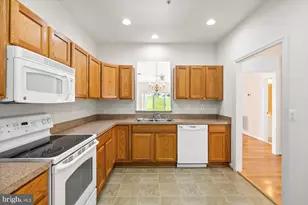 23 Highlander Dr, Fredericksburg, VA 22406 - Photo 4