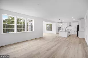 205 Camwood Ct, Fredericksburg, VA 22405 - Photo 10
