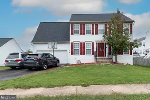10 Cross Cut Ln, Fredericksburg, VA 22405 - Photo 2