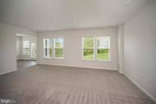 196 Denison St, Fredericksburg, VA 22406 - Photo 10