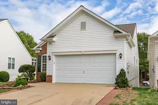 304 Bridgewater Cir, Fredericksburg, VA 22406 - Photo 4