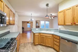 21 Buchanan Ct, Fredericksburg, VA 22406 - Photo 8