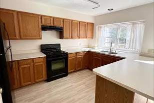 402 Batley Ct, Fredericksburg, VA 22406 - Photo 8