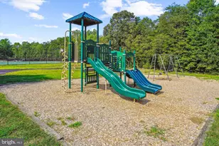 225 Perth Dr, Fredericksburg, VA 22405 - Photo 56