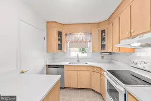 918 Northside Dr, Fredericksburg, VA 22405 - Photo 8