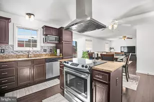 6 Kip Ct, Stafford, VA 22554 - Photo 2