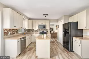 3 Lord Fairfax Dr, Fredericksburg, VA 22405 - Photo 8