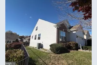 164 Bridgewater Circle, Fredericksburg, VA 22406 - Photo 2