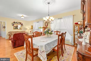 164 Bridgewater Cir, Fredericksburg, VA 22406 - Photo 8