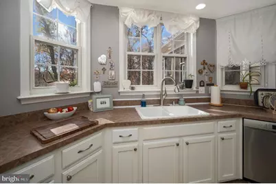 8 Oak Crest Court, Fredericksburg, VA 22405 - Photo 16