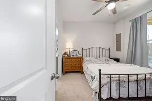 425 Snowberry Ln, Fredericksburg, VA 22405 - Photo 6