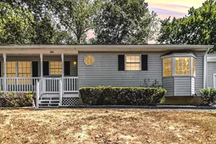 246 Vine Pl, Stafford, VA 22554 - Photo 2