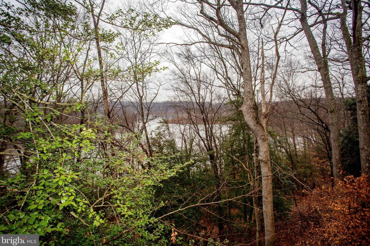 308 Ironside Cv, Stafford, VA 22554-2715