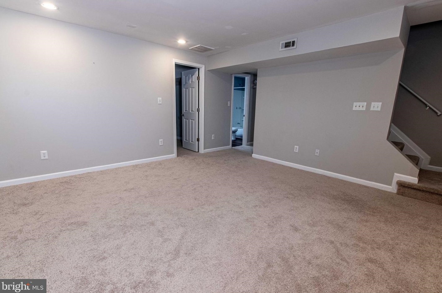 21 Bells Rdg Dr, Stafford VA 22554-8423 exterior