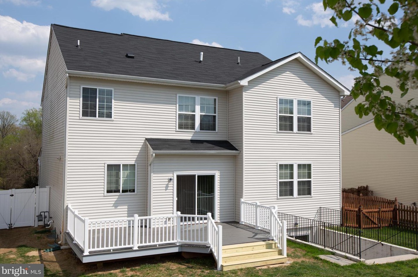 6 Iris Ln, Stafford, VA 22554-9448