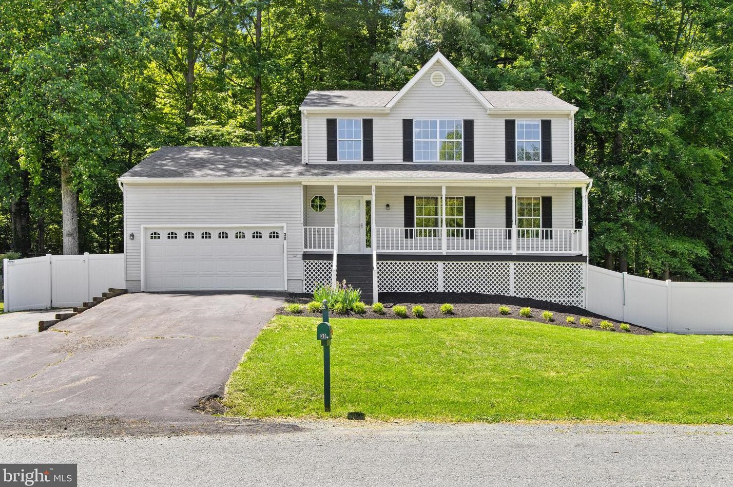 38 Meadowood Dr, Stafford, VA 22554-3974