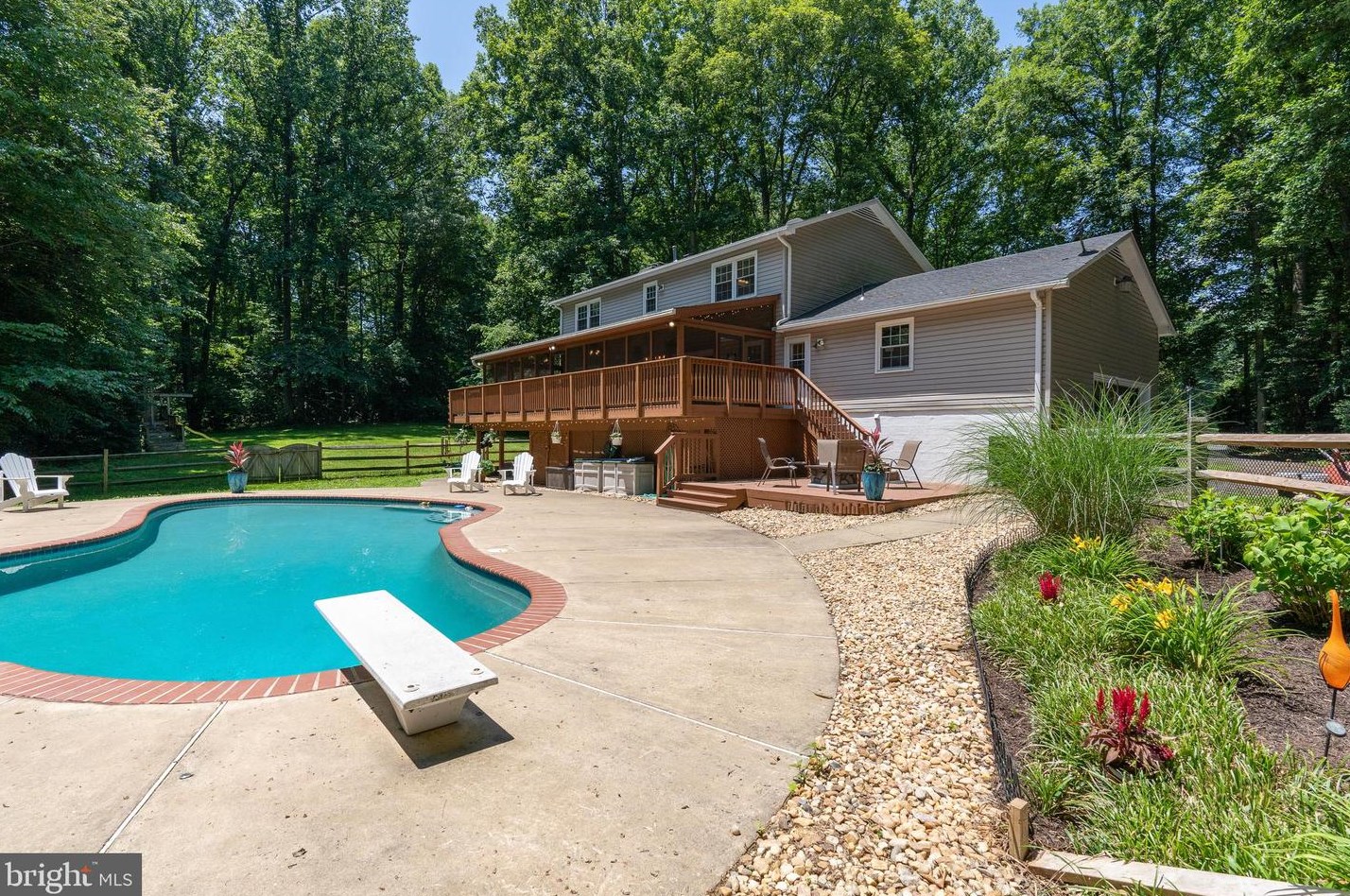 17 Franklin St, Stafford, VA 22556-6211