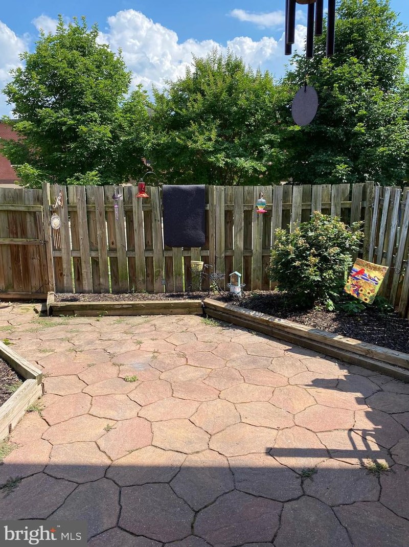 511 Madison Ct, Stafford, VA 22556-9069