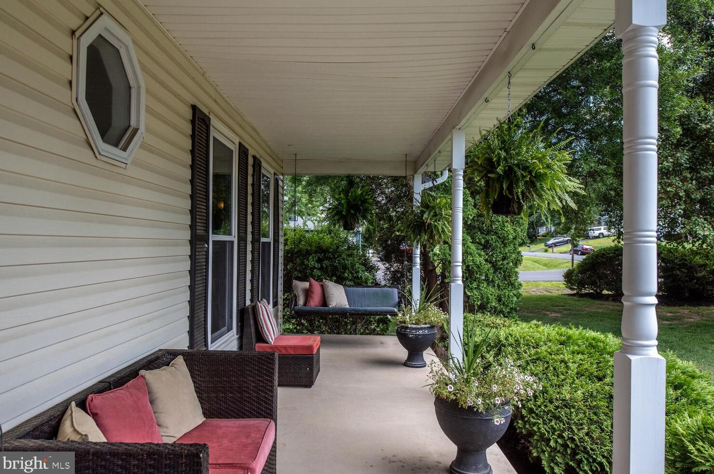 54 Bertram Blvd, Stafford, VA 22556-6464