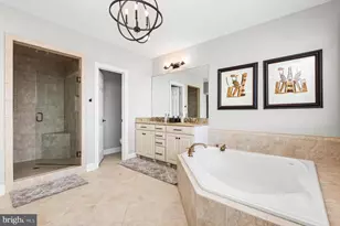 2021 Thomas Bishop Ln, Virginia Beach, VA 23454 - Photo 70