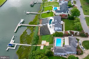 2021 Thomas Bishop Ln, Virginia Beach, VA 23454 - Photo 48