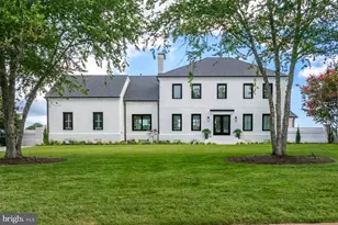 2021 Thomas Bishop Ln, Virginia Beach, VA 23454 - Photo 40