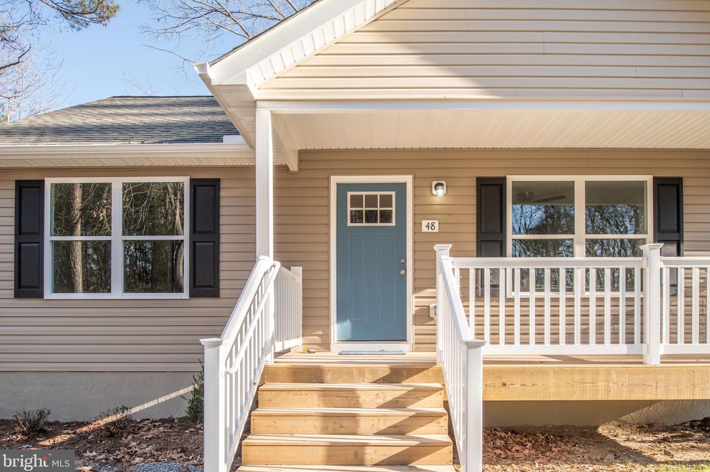 65 Pine St, Colonial Bch, VA 22443-5041